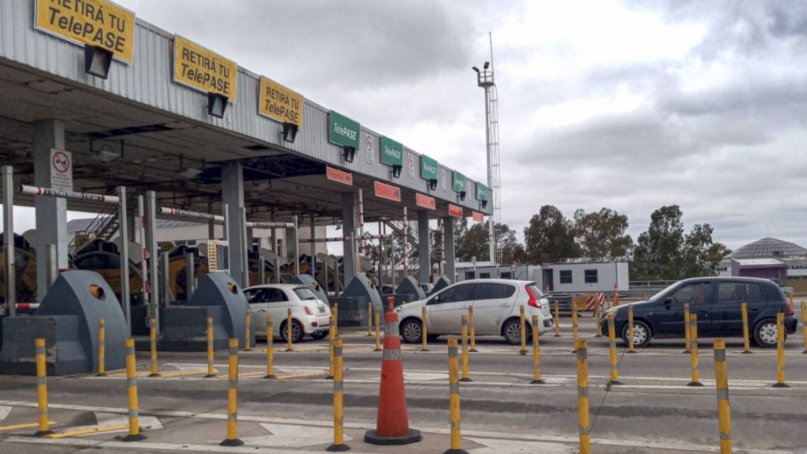 A los autos eléctricos les suben las barreras